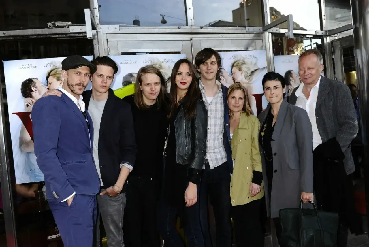 Sam Skarsgård valde läkaryrket framför rampljuset